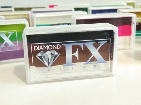 Farba do malowania twarzy i ciała Diamond FX Split Cake 28 g BEACH Farba do malowania twarzy i ciała Diamond FX Split Cake 28 g BEACH