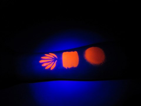 Farba do malowania twarzy i ciała GrimMaster UV Orange 32g Farba do malowania twarzy i ciała GrimMaster UV Orange 32g